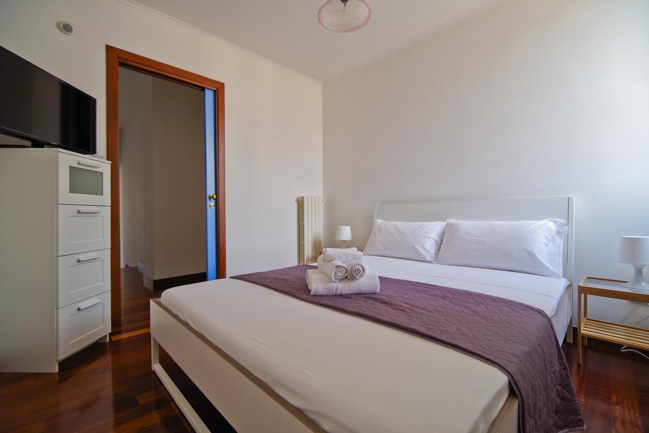 Bed And Travel Apartment Dogana Regia 15 Salerno Eksteriør billede